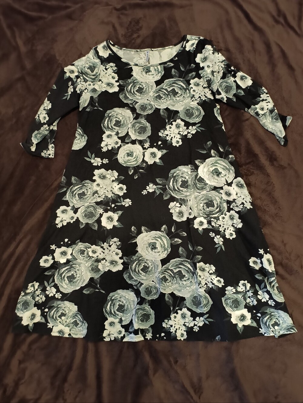 Piphany Pocket Women's Floral Long Sleeve Dress - Black, Gray, White